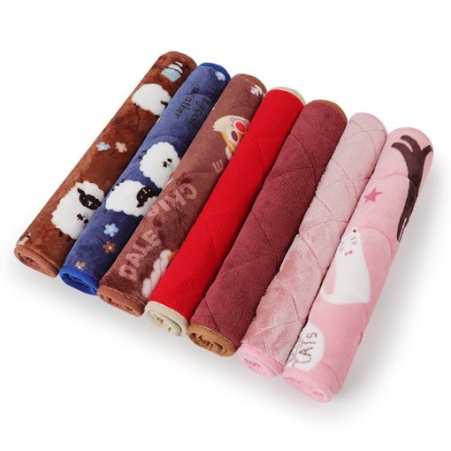 Cotton Velvet Pet Blanket Cartoon Print Warm Plus Cotton Pet Dog Cat Blanket Home Pet Supplies Color Random-knewpets